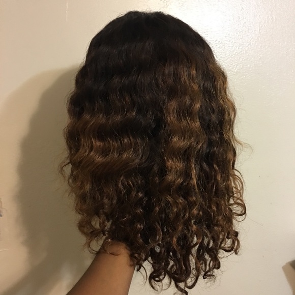 Brazilian deep wave closure wig - Picture 4 of 8